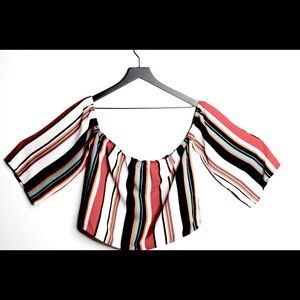 Over the should crop top